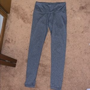 gray leggings